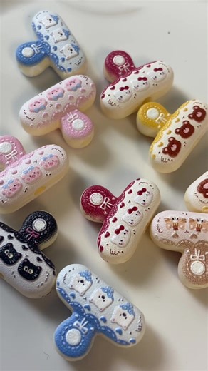 Cute charms 💕💕💕#diy #acrylic #charms #beads #diyproject