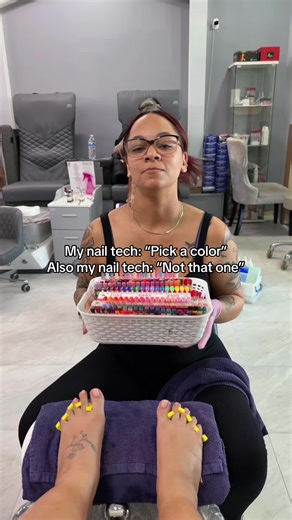 @__nailit___ runs a strict program but why even ask me bookieeeeeee?! #atl #nailtech #justagirl