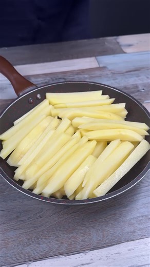 #recipes #easyrecipe #cooking #dinnerideas #yummyfood #dinnermadeeasy #foodtok #homecooking #quickrecipes #simplemeals #easycooking #foodideas #whatsfordinner #familymeals #tasty #comfortfood #fyp #foryou #foryoupage #viralfood #foodtrend