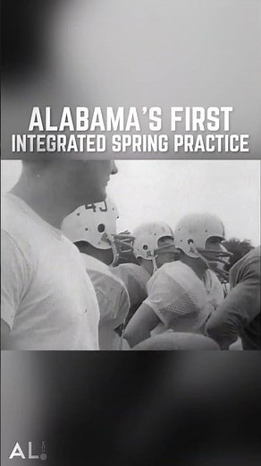 How cool is this footage? 📽️ What a moment this must have been.#BearBryant #Alabama #RollTide