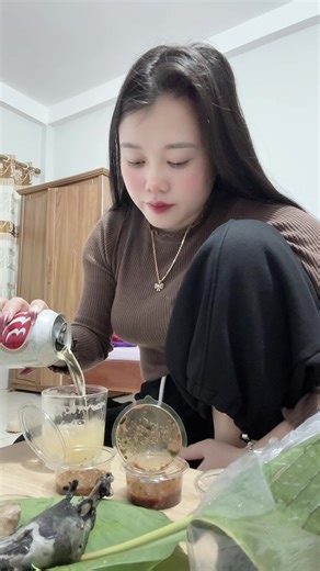 Làm tí sinh tố lúa mạch nhê😁