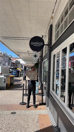 Delicious Burgers and Thick Shakes at the Valley