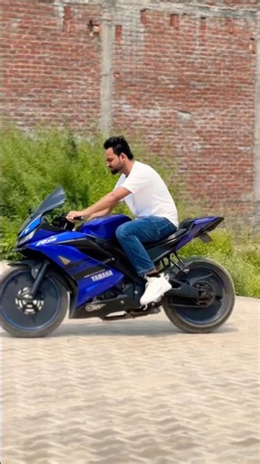 Yamaha R15 V3 🔥 Exhaust Sound | Crazy Revving #shorts2. Yamaha R15 V3 Exhaust Sound 🔥 Pure Sport