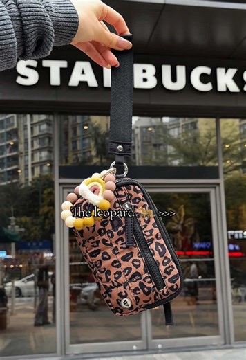 RFID Credit Card Holder: Stay Organized and Safe