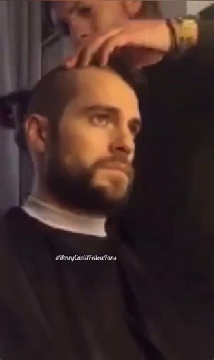 #henrycavill #Shaves his head before and #beard after filming #SandCastle as #CaptainSyverson A glimpse of Henry’s personal grooming #superman #manofsteel #thewitcher #geraltofrivia #buzzcut #warmovie #haircut #british
