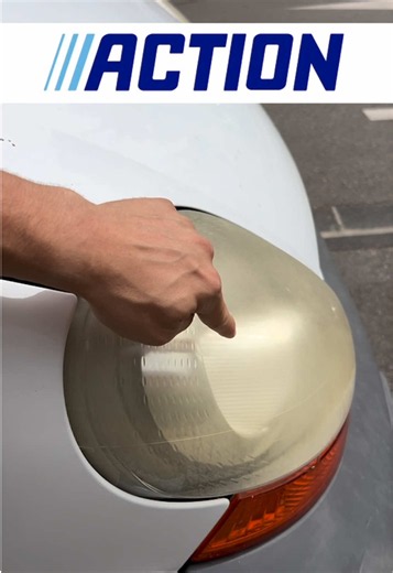 Scheinwerfer polieren mit günstiger Paste – Ergebnis before/after
