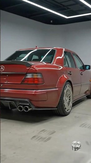 Mercedes W124 E500 - The Executive Hyper GT of Another Timeline