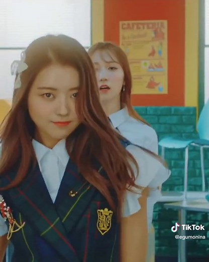 Pristin's Wee Woo: Dance Practice and Insights