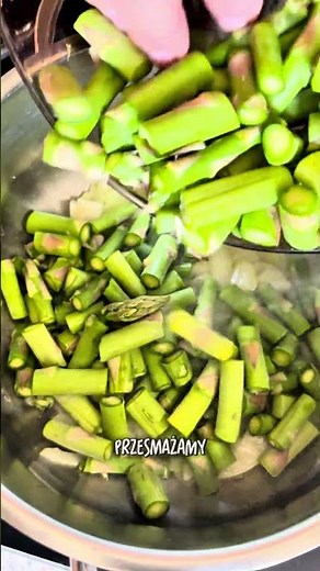 The simplest asparagus cream, just like in a restaurant #kuchniasmaq #zupa #recipe #food