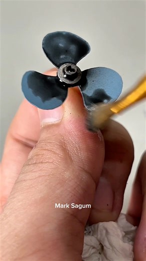 44K views · 989 reactions | Realistic Fan Blades Step-by-step Guide ✨ Follow for more! ❤️ #dioramaph_request #dioramaph #dioramacreators #dioramaartist #dioramabuilder #diyprojects #dioramaart #diy #diycrafts #diyideas #miniatures #miniatureart #Electricfan #fanblades | Mark Sagum | Facebook