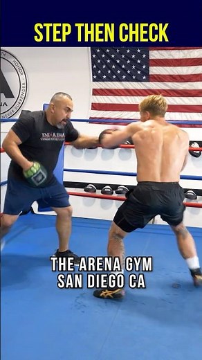 CHECK HOOK the RIGHT Way! #boxing #defense #footwork #training #technique #boxeo