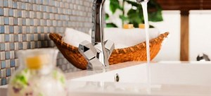 4 Types of Bathroom Faucets | DoItYourself.com