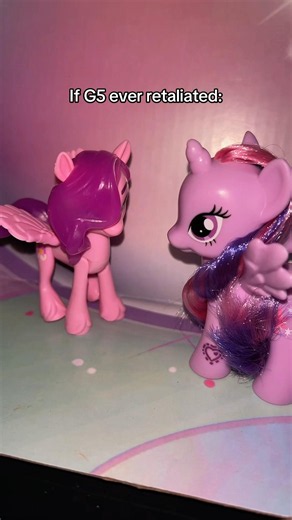 Keep playin on that damn phone Pipp #mylittlepony #mlp #mlpfim #shorts #ytshorts #pony #mlpeg #toys