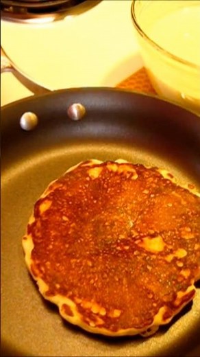 Homemade PANCAKES 😋 So YUMMY 🤩 #food #cooking #breakfast #pancake #recipe #tutorial