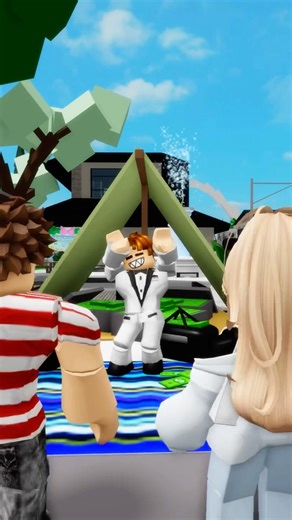 Bacon become rich by doing luku trend then… 🤩🔥 #roblox #robloxshorts #shorts