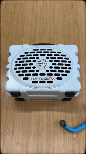 96K views | Customize your Turtlebox Original speaker with your favorite handle and feet color. | Turtlebox | Facebook