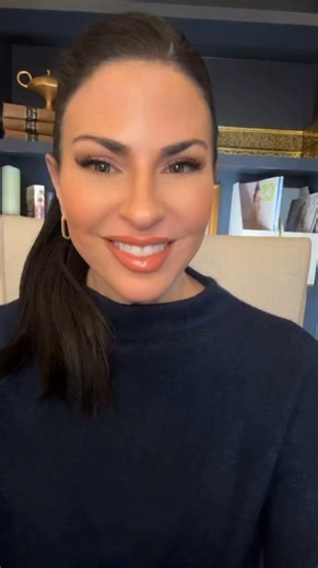 This weekend in Chicago, one of the pieces I’ll be performing (in Italian, Chickasaw and English) in “Songs of the Chickasaw” (by Composer, Brandi Berry Benson is especially near and dear to my heart! ❤️ As a former opera singer, I’m thrilled to portray Chickasaw, Tessie Mobley (1906-1990) who inspired the third piece on the program. Also known as Lushanya or the “Songbird of the Chickasaws,” she was the first Native American to sing at the famous Italian opera house, La Scala, and toured throug