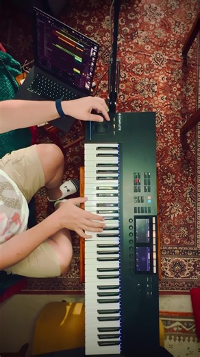 Can you name this tune? #namethattune #musicquiz #doubletriangle