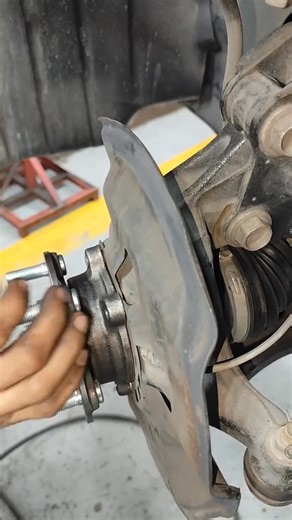 @engine.mechanic2__Mazda wheel bearing#change#auto mechanic UK sh | Mechanical engineer