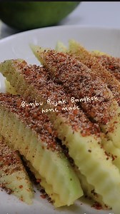 Musim mangga sudah mau berakhir Buruan cobain resep rujak bangkok Bahannya gampang bgt dicari - mangga mengkal - Terasi - Bubuk cabai - Garam halus - Gula kalau ga sempet bikin kalian bisa cekout dilink dibawah ya👇🏻 #rujakbangkok #resepmudah | Wahyu Atika