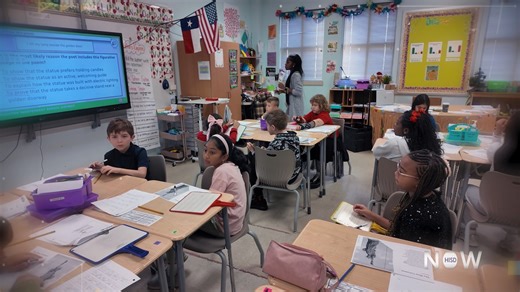 Houston ISD on Instagram: "In her first year with HISD, English and reading teacher Jada Greenlaw is already making an impact at Briargrove Elementary by engaging students in reading while using data to guide instruction and plan for the future. #HISD #CampusCloseUp"