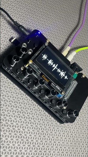 Orthetrum Programmable DSP shield for Arduino GIGA running Granular + OLED display in Real Tine