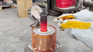 Nelyrho High Purity Graphite Crucible, 1kg High-Temperature Resistant Crucibles for Melting Metal Gold, Silver, Copper, Compatible with Electric Furnaces, Metal Casting & Refining