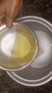 28K views · 854 reactions | Need coconut oil fast but don’t have 12–24 hours to wait? This quick method gives you clear coconut oil in just a few hours—no fermentation, no stress! Perfect when you’re in a hurry and still want quality oil. Watch till the end and try it yourself 便✨ #CoconutOilHack #QuickCoconutOil #DIYNaturalOil #HomeMadeCoconutOil #FastExtraction #fblifestyle | Udu's kitchen | Facebook