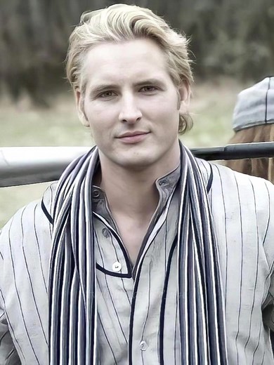 Carlisle Cullen Photo Shoots