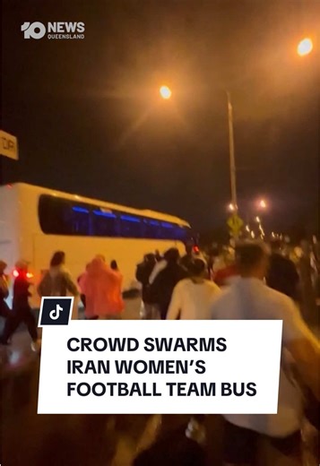 Chaotic scenes unfolded on the Gold Coast as protesters surrounded the Iran women’s football team bus after their final match in the Asian Cup on Sunday. Demonstrators chanted “save our girls!” amid growing calls to offer the team refuge after they were labelled as “traitors” for not singing the national anthem before their first game last Monday. Iran’s state television said their decision was the “pinnacle of dishonour”, prompting concern for the team’s return to Iran. Watch 10 News Lunchtime 