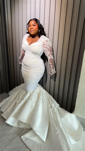 Turquoise Couture on Instagram: "A @MyrtleWeddings Production JUDE & SHIRLEY # - VENDORS LIST - Wedding Planning & Coordination: @myrtleweddings Decor & Event Styling: @detailed_event Photography: @captureville Videography: @wycfilms_ Bride’s MUA: @polkadot_bl Bride’s Hairstylist: @hairlegance_by_mich Bridesmaids’ MUA: @tn_facebeat MOB & Relatives’ makeup: @naya_strokes_ Bride’s Kente & Wedding Gowns: @turquoise_hautecouture Bride’s Reception Gown: @aurore_bruce Bride’s Kente Fabric: @topnotch_k