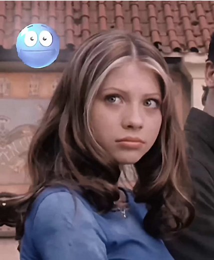 Michelle Trachtenberg Photoshoot: Fun Edits & Clips