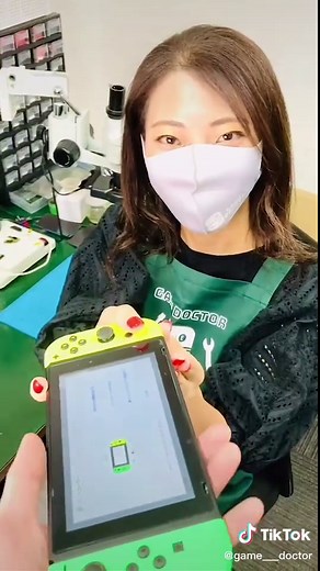 ジョイコンがSwitch本体に差し込んでも反応しない！解決の方法は？