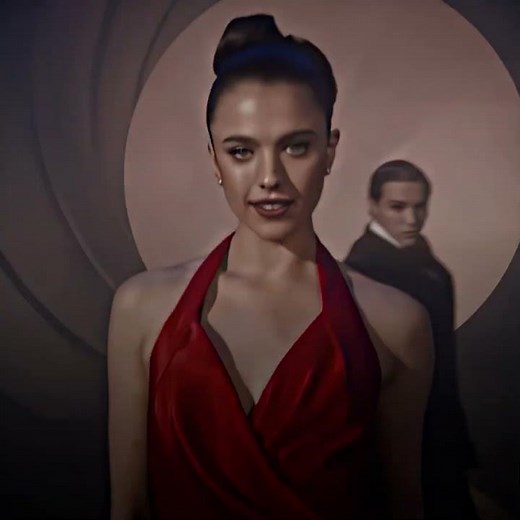 Margaret Qualley 4k dance | song: Last Dance Tonight