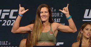 CLIP | Cortney Casey submits Randa Markos at UFC 202