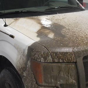 Pressure Washing a MUDDY Truck! | The Detail Geek