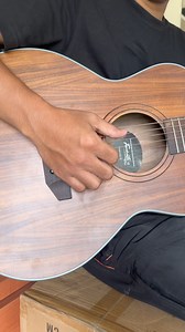 Fermata GS-36- SPRUCE (Glossy)SRP: 7,500- ACACIA (Matte)SRP: 7,990Highlight: SEMI ARC BACK TECHNOLOGY FOR LOUDER AND BASSY SOUNDBody: Acacia(Matte)/Spruce(Glossy)Back and Sides: Acacia/MahoganyNut and Saddle: BONENickel Round End FretsBlack TunersNeck: MahoganyFretboard : rosewoodPickup: KLT-18D | Fermata Musical Instrument Shop