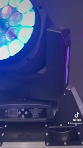 Cym pro led 🔴🟢🔵 K10 B-eye 2023 $18,700 c/u 19 led de 15w RGBW Wash Caleido Beam Zoom 40 a 60 grados Canales máximos 96 Dmx , esclavo , auto Voltaje 110/220 El par incluye cases Envíos a todo MEXICO por parte del comprador LIBRERIA exacta de k10 Clay paky Inf ventas 5527773341 #iluminacion #k10 #Beye #claypaky #wash | CYM PRO LED