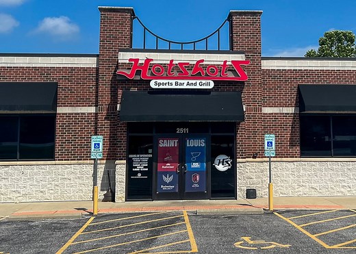 Hotshots Sports Bar & Grill - Edwardsville, IL Location
