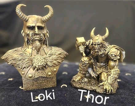 • Odin: The Allfather and chief of the Aesir gods. God of wisdom, war, death, and magic. • Thor: Odin’s son, god of thunder, strength, and protection. Wields the hammer Mjölnir. • Loki: A trickster god known for shape-shifting and causing chaos. Sometimes, it helps the gods but often harms them. • Fenrir: A monstrous wolf, son of Loki. Destined to kill Odin during Ragnarök. • Frigg: Odin’s wife, goddess of marriage, motherhood, and prophecy. • Freya: A Vanir goddess associated with love, beauty,