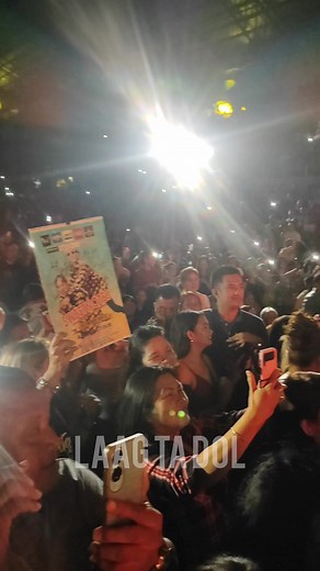 Meron palang Signature dance Move si Maam Charlotte Mae Peliño Bactong 😍🩵 Sweetnotes Music #FiestaConcert #LapuLapuCity #hoopsdome #highlights | Laag TA Dol