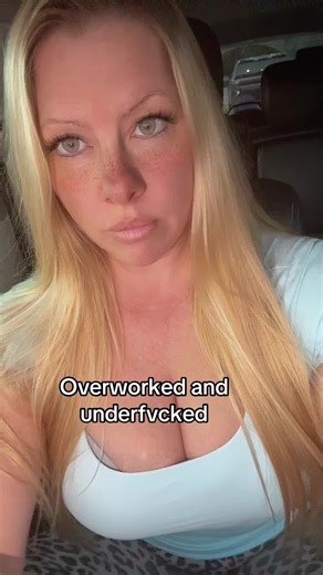 baileyisrisky (@baileymylfie)’s videos with Scream like you want it - Rauxer