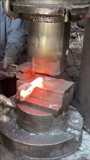 How Hot Metal Turns Into Strong Machine Parts 🔥 | Traditional Forging Process