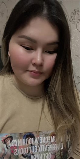 Exploring Vintage Fashion Through Graphic T-Shirts