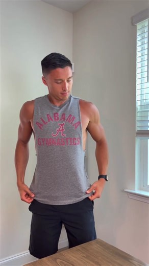 How to make the perfect cut-off shirt for the gym! #cutoffshirt | cut off shirt