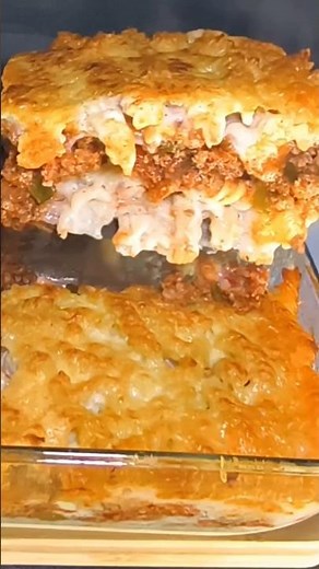 Pasta al Horno con Carne y Salsa Bechamel: La Receta Italiana Fácil que Sorprenderá a Tu Familia