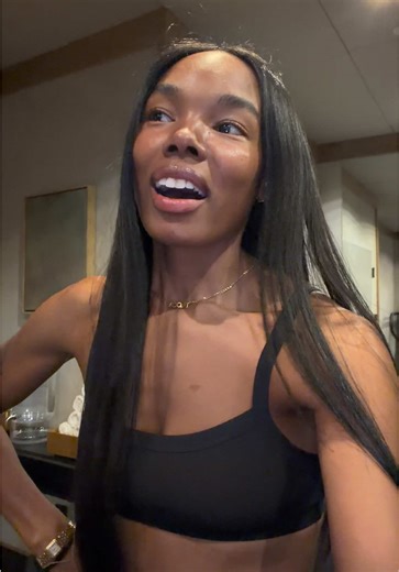 Overcoming Running Challenges with Straight Hair