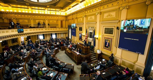 VA Democrats vote to approve proposed redistricting map