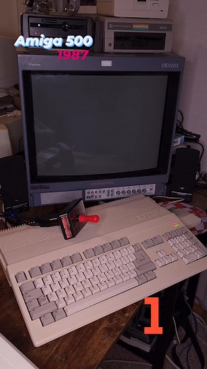 Vintage Commodore Amiga 500 F1 Pole Position Retro Computer