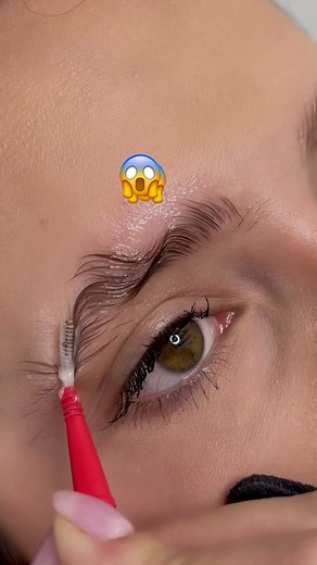 Brow lift process IG @edimazreku_mua #fyp #foryou #tiktok #albania #kosova #eyebrow #brows #perfectbrows #shaping #tutorial #browlift